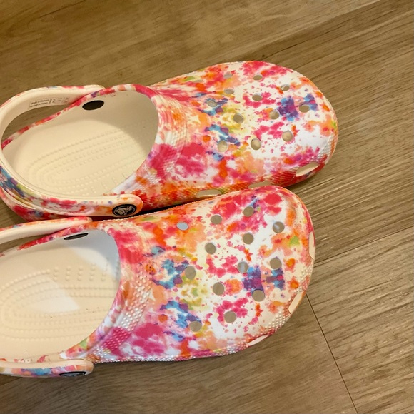 Crocs Classic Solar Rainbow Clogs Crocs Shoes Crocs Size 6 Tie Dye Crocs Orange - Picture 4 of 10